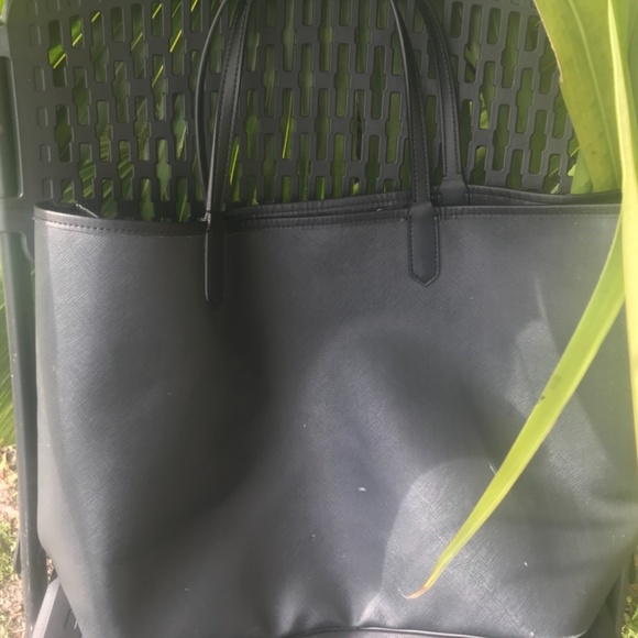 Authentic Givenchy Rottweiler Tote - Picture 3 of 5